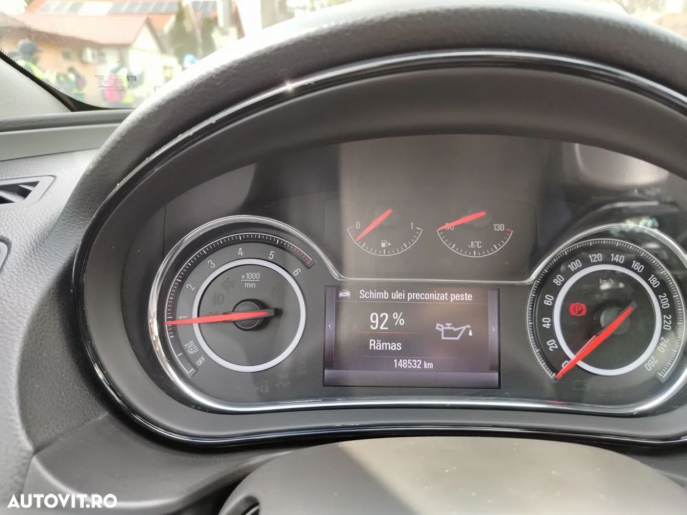 Opel Insignia 2.0 CDTI ECOTEC ECOFLEX Start/Stop - 2