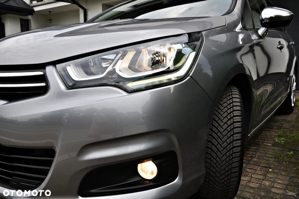 Citroën C4 1.2 e-THP Exclusive - 31