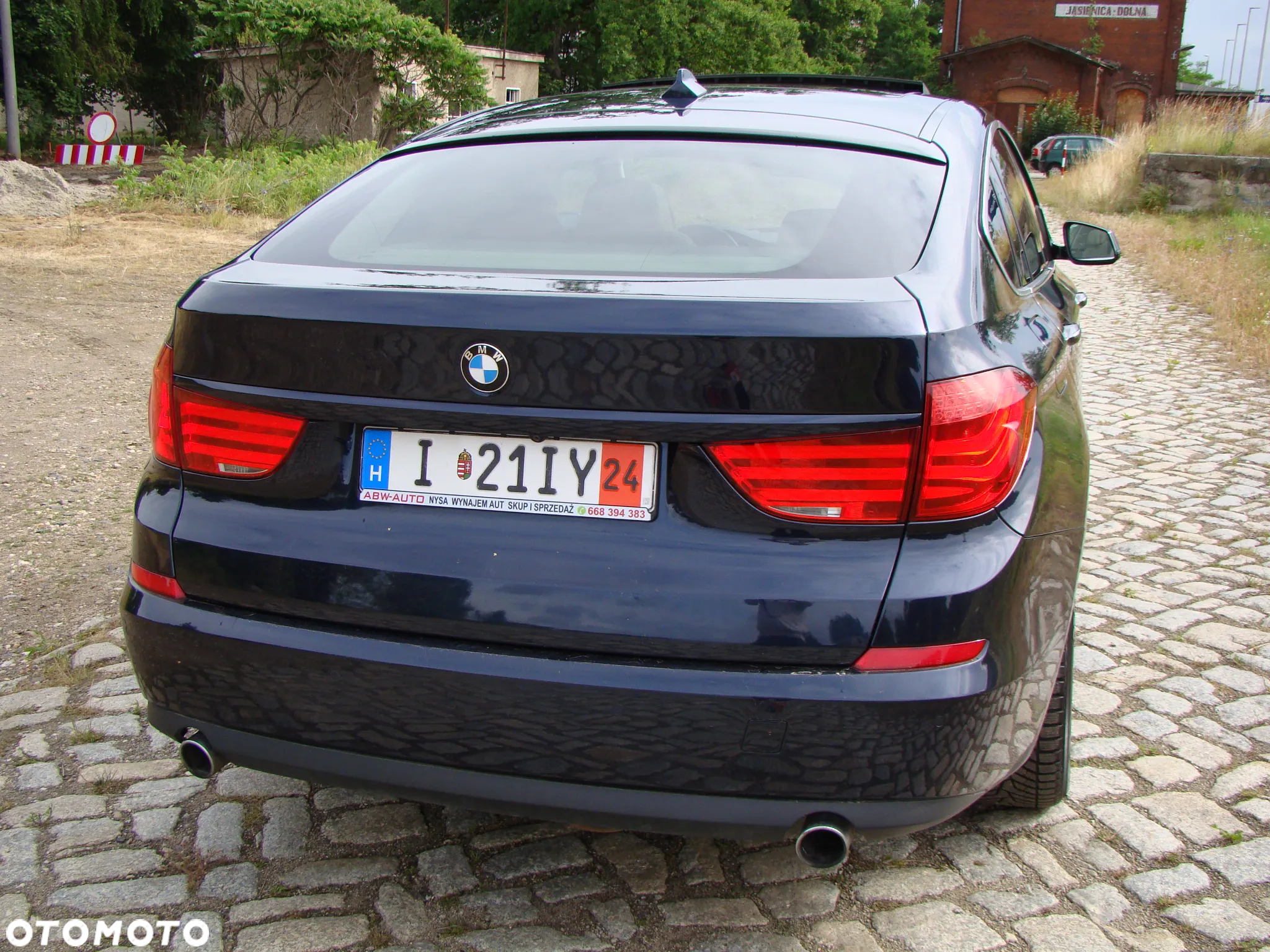 BMW 5GT - 11