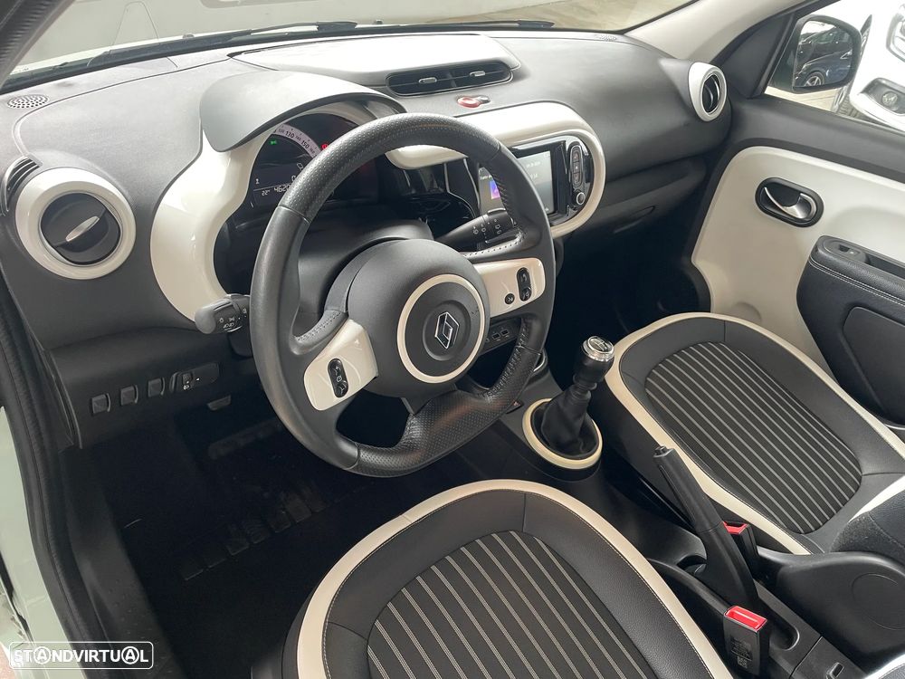Renault Twingo TCE 90 INTENS - 11