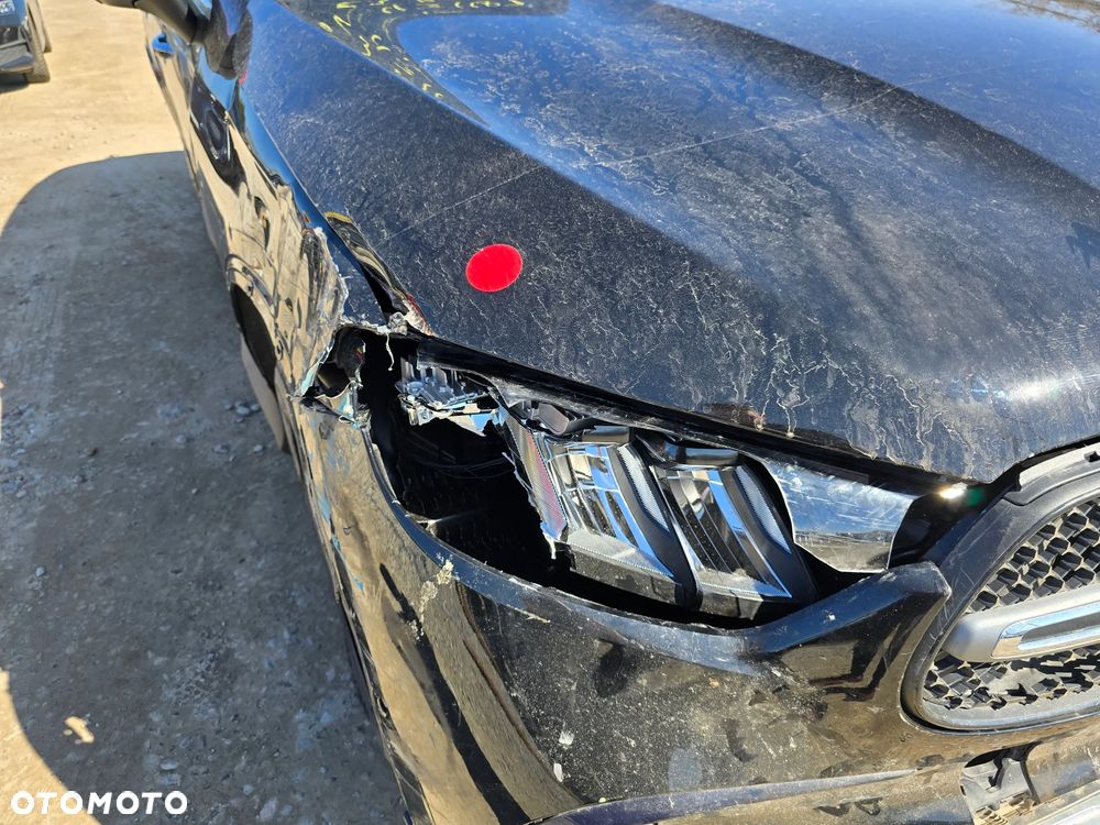 Mercedes-Benz GLC 300 4Matic 9G-TRONIC Edition Avantgarde - 11