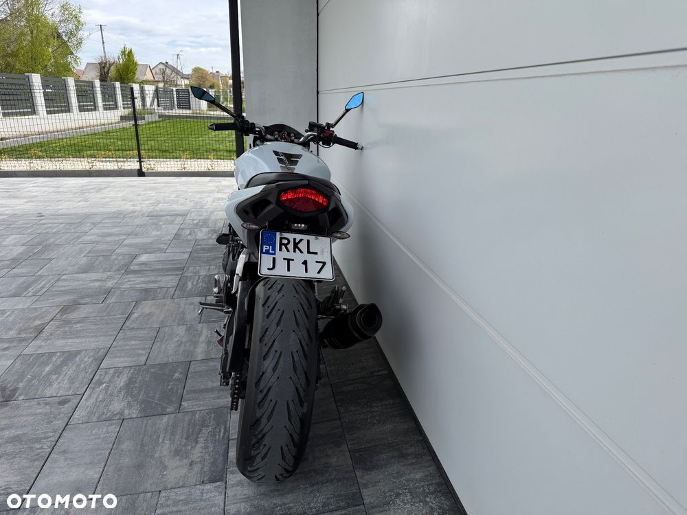 Honda Hornet - 10
