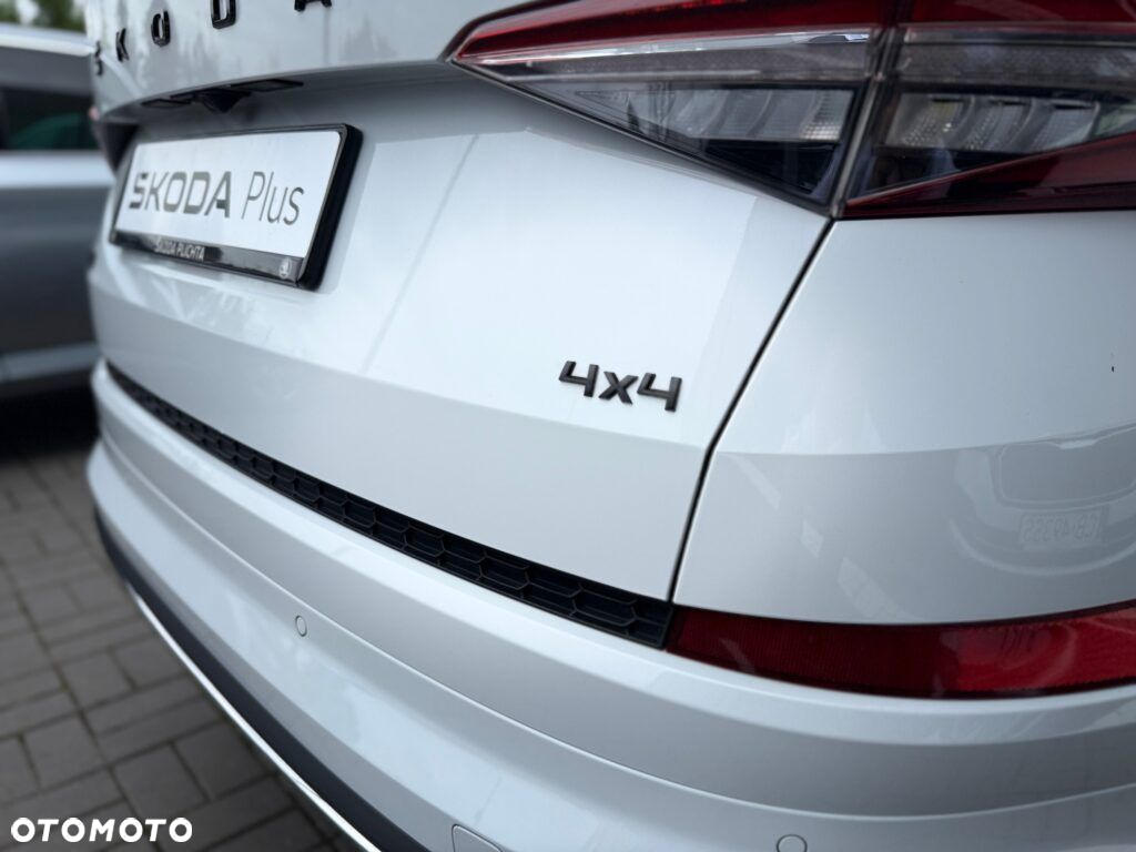 Skoda Kodiaq 2.0 TDI 4x4 Sportline DSG - 13