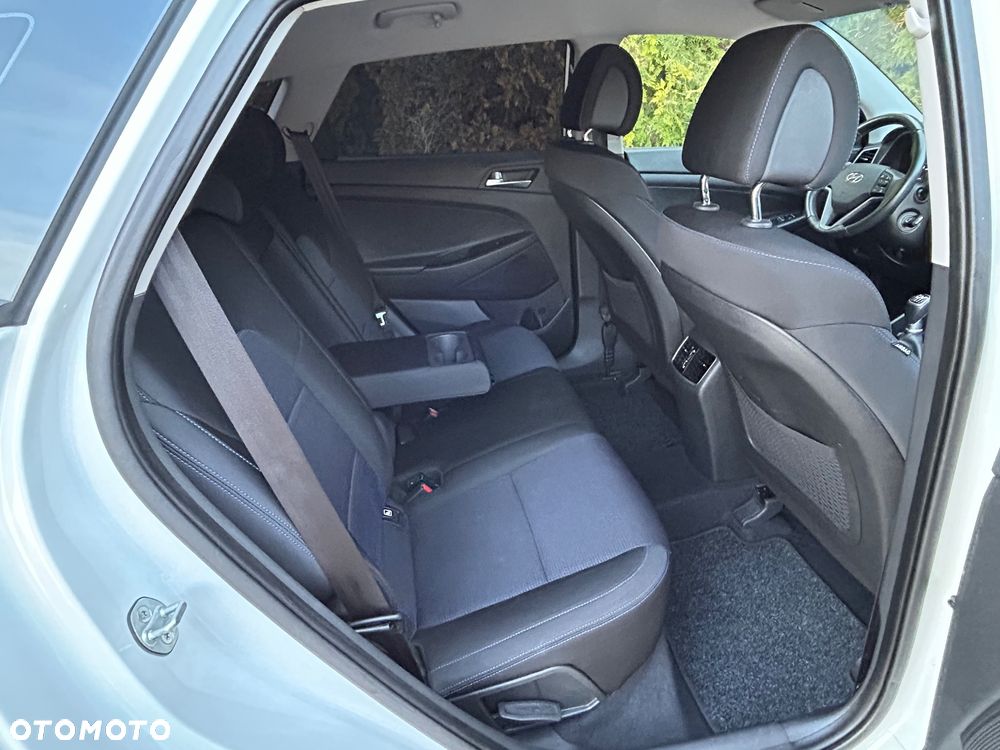 Hyundai Tucson 1.6 Turbo 4WD Premium - 27