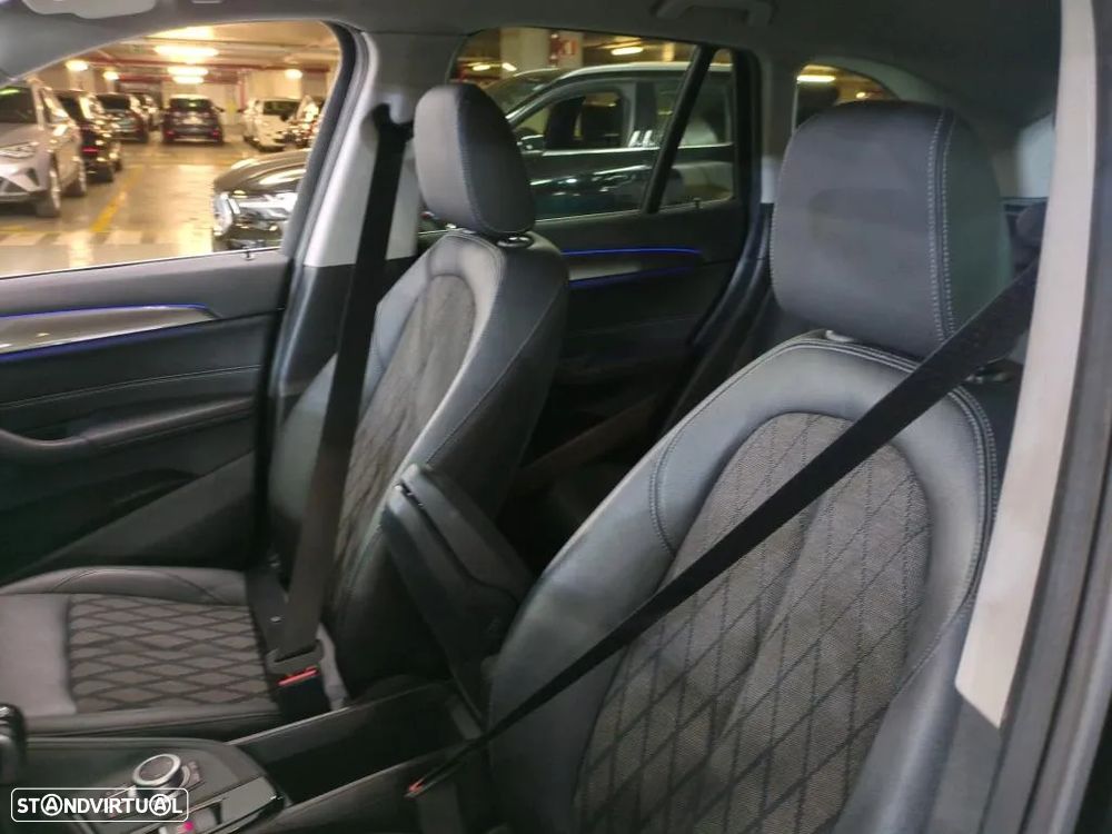 BMW X1 16 d sDrive Line xLine - 5
