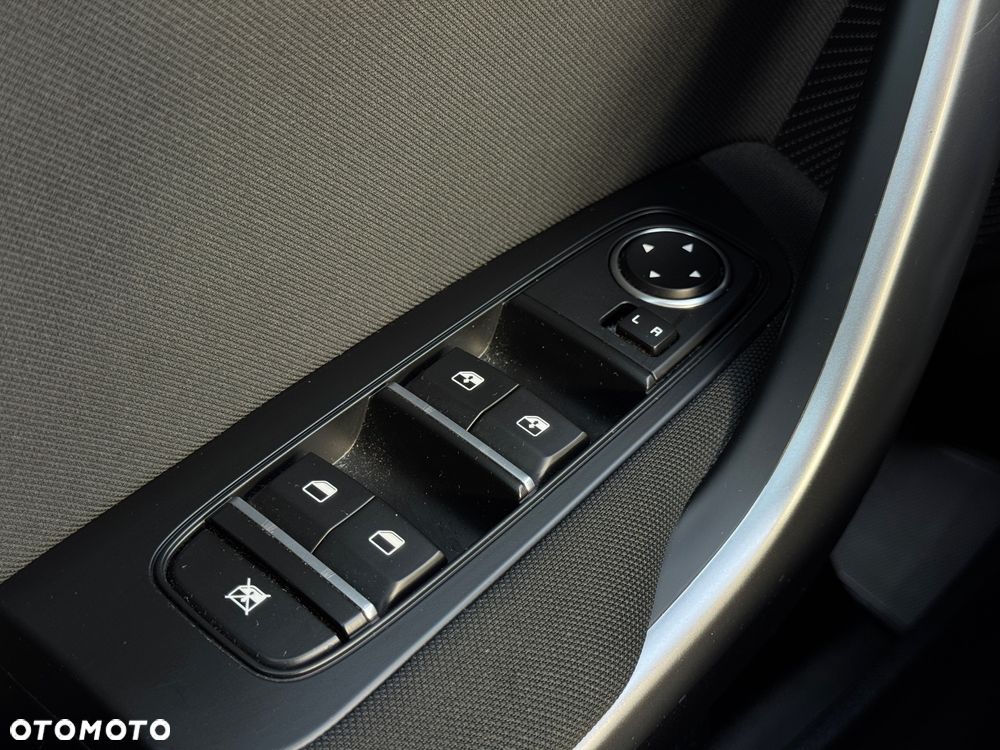 Kia XCeed 1.5 T-GDI M - 31
