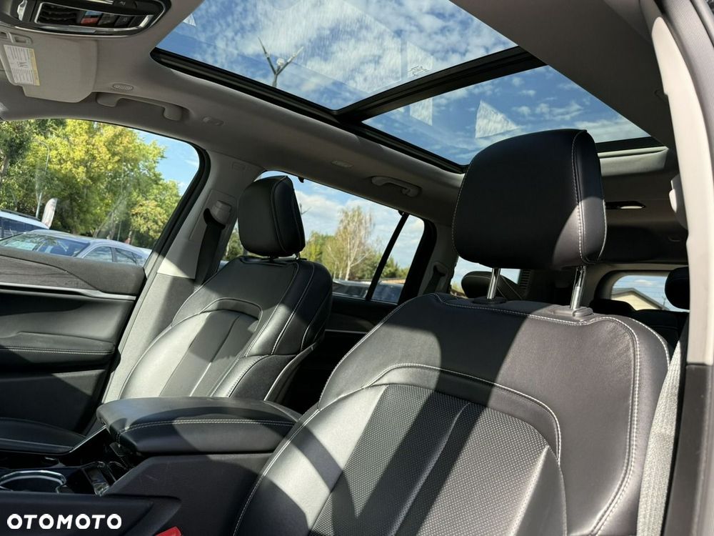 Jeep Grand Cherokee - 13