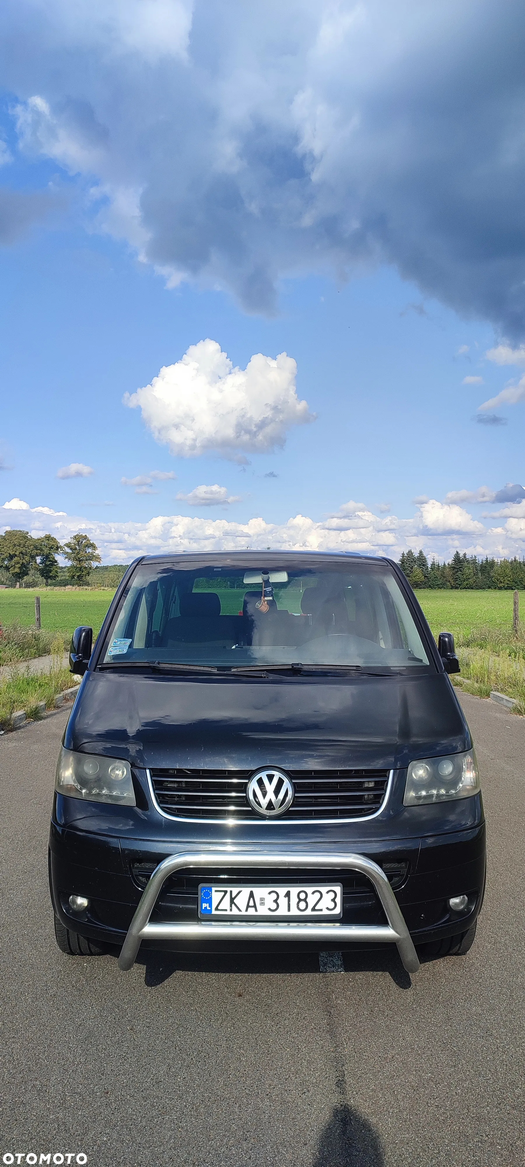 Volkswagen Caravelle - 2