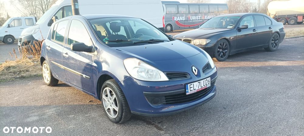 Renault Clio 1.2 16V Authentique - 10