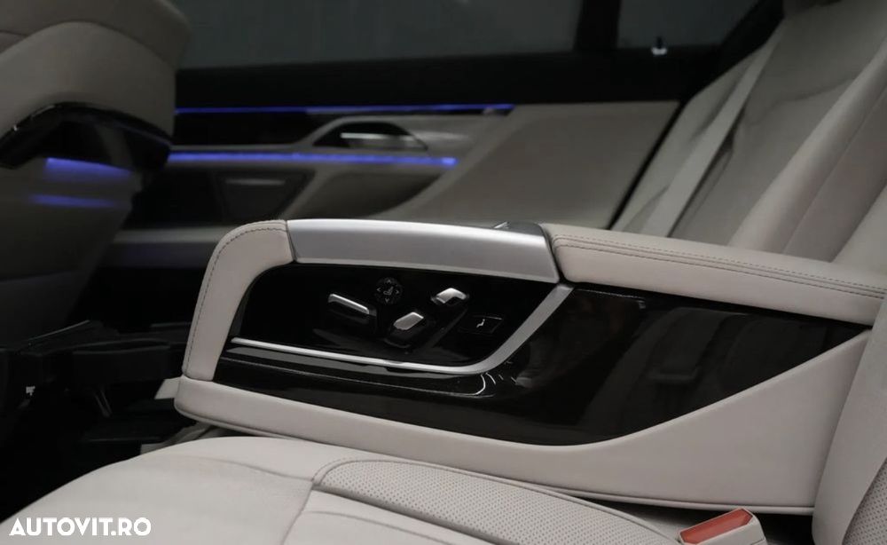 BMW Seria 7 740Li - 16
