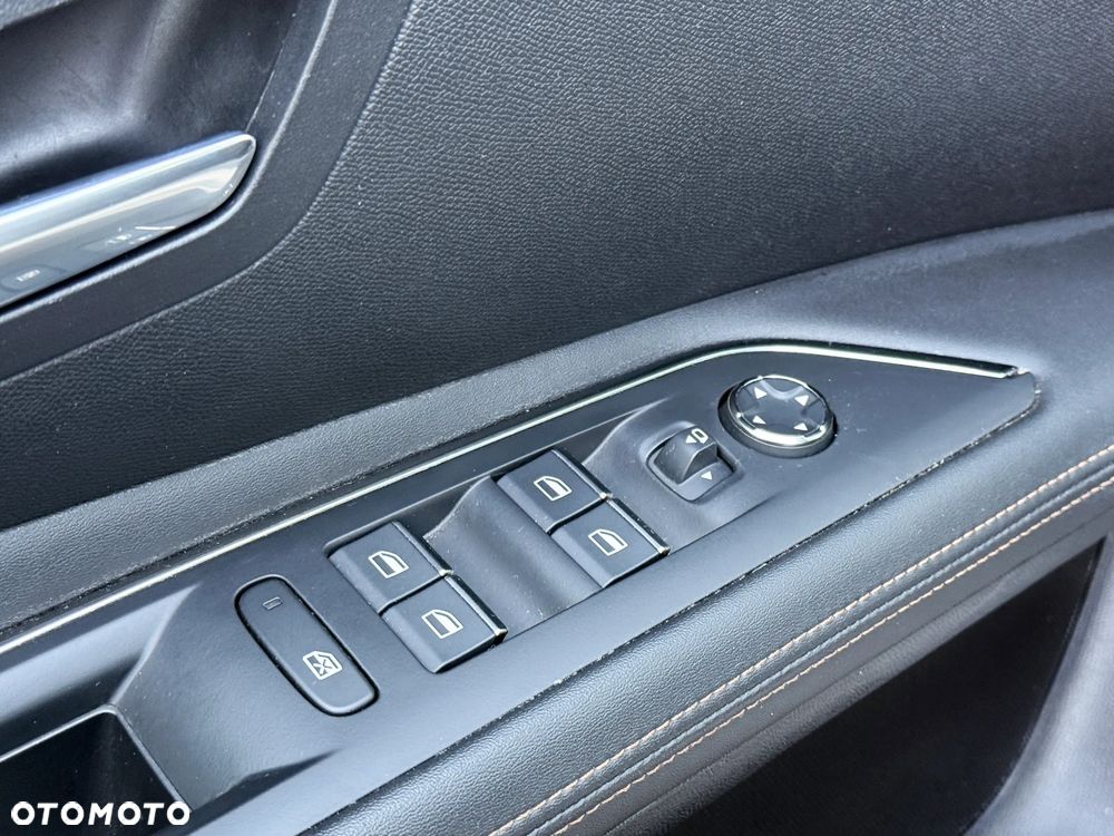 Peugeot 3008 1.2 PureTech GT S&S EAT8 - 22