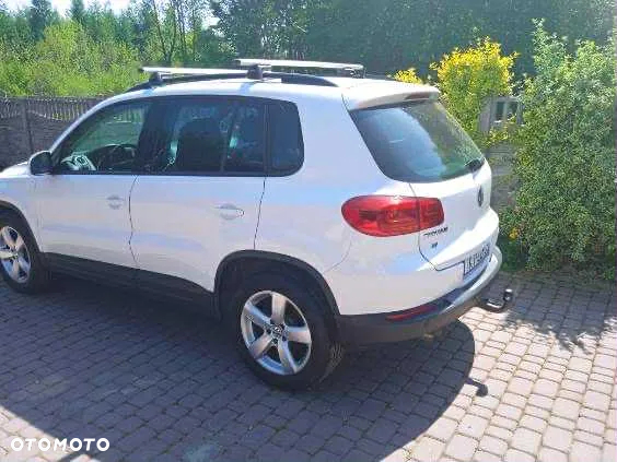 Volkswagen Tiguan - 4