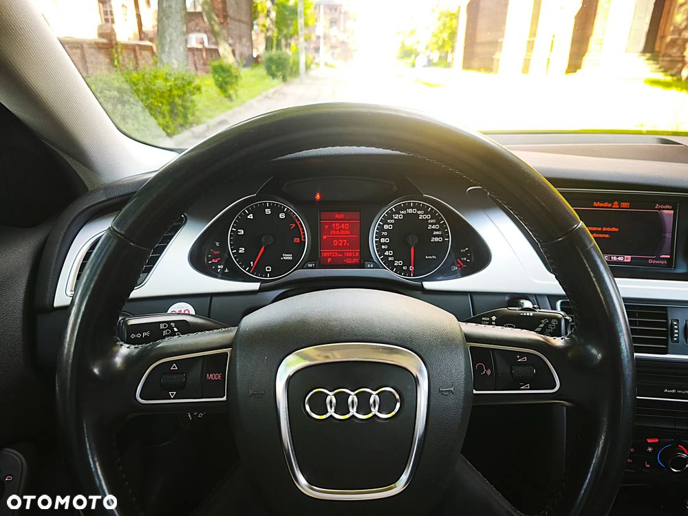 Audi A4 Avant - 14