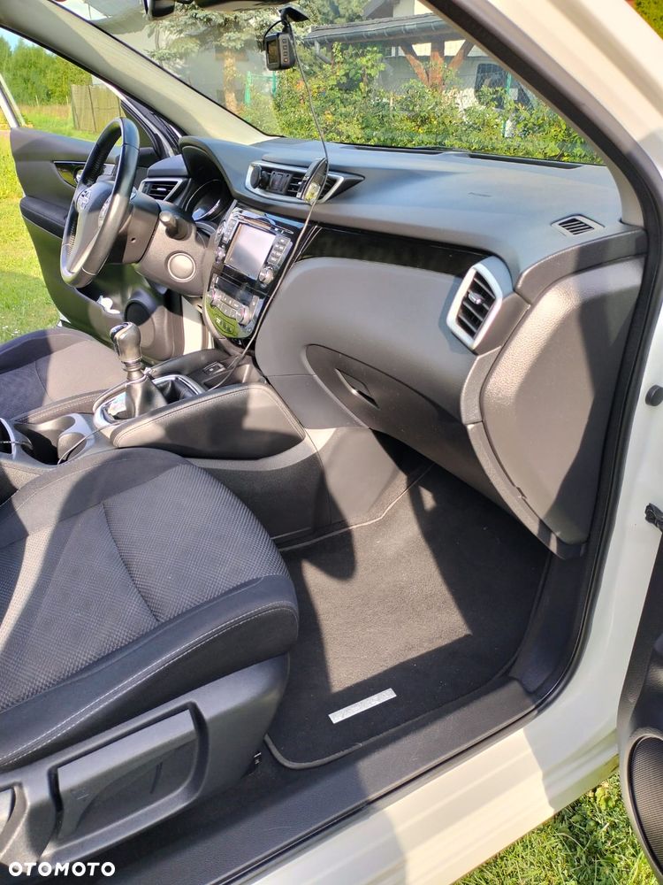 Nissan Qashqai 1.2 DIG-T Acenta EU6 - 14
