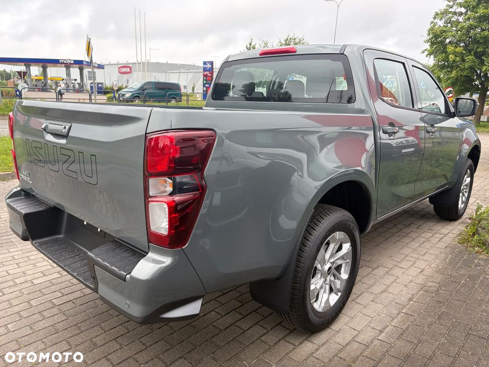Isuzu D-Max Double Cab 4WD Autm LS - 5
