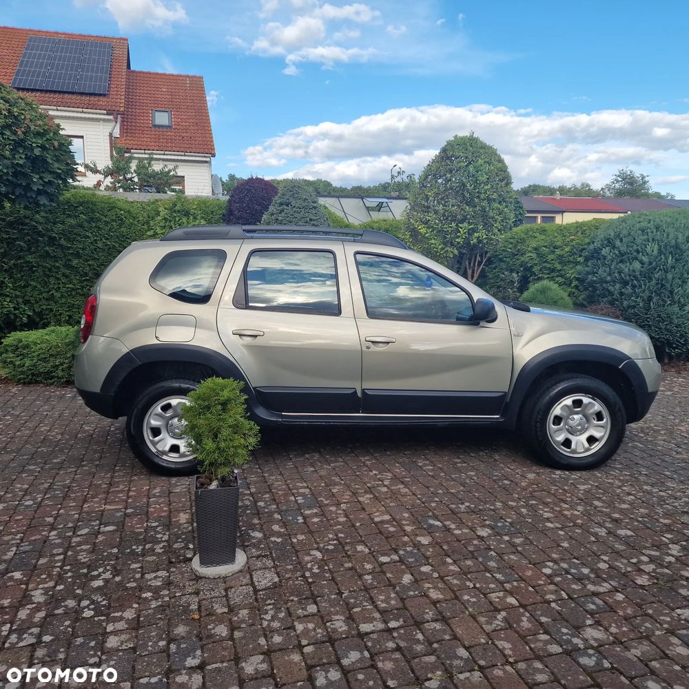 Dacia Duster 1.6 16V 4x2 Prestige - 3