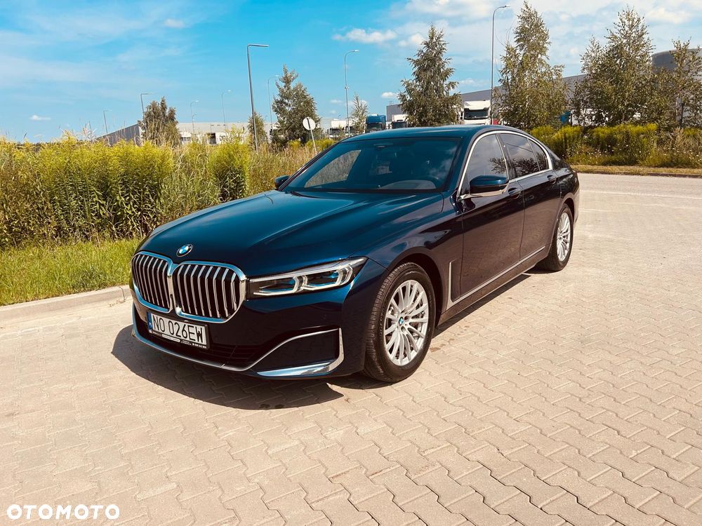 BMW Seria 7 730d xDrive mHEV - 1