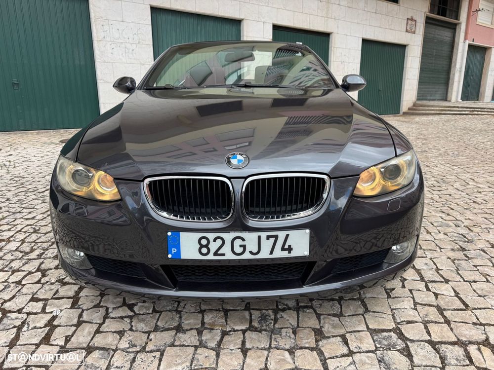 BMW 320 i Cabrio - 2