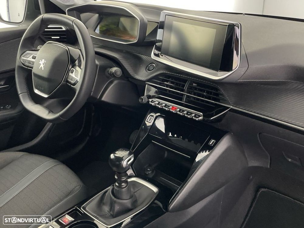 Peugeot 208 1.2 PureTech Allure - 22