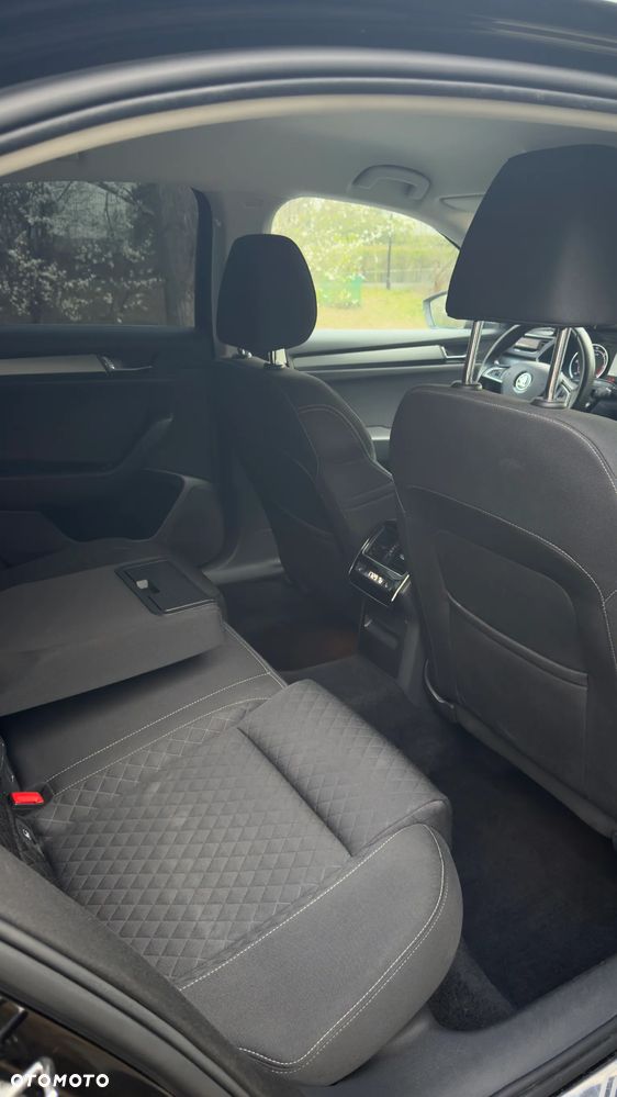 Skoda Superb 2.0 TDI Style - 18