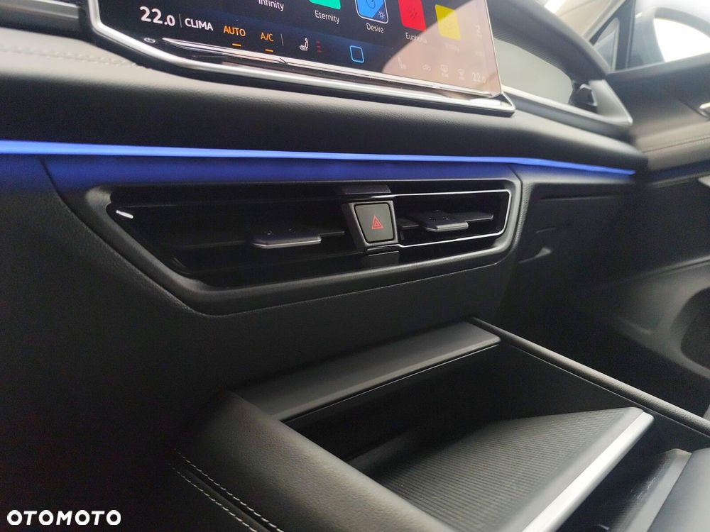 Volkswagen Tayron - 30