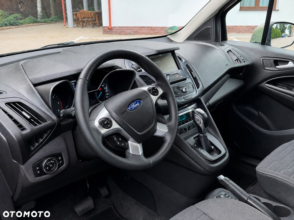 Ford Tourneo Connect - 33