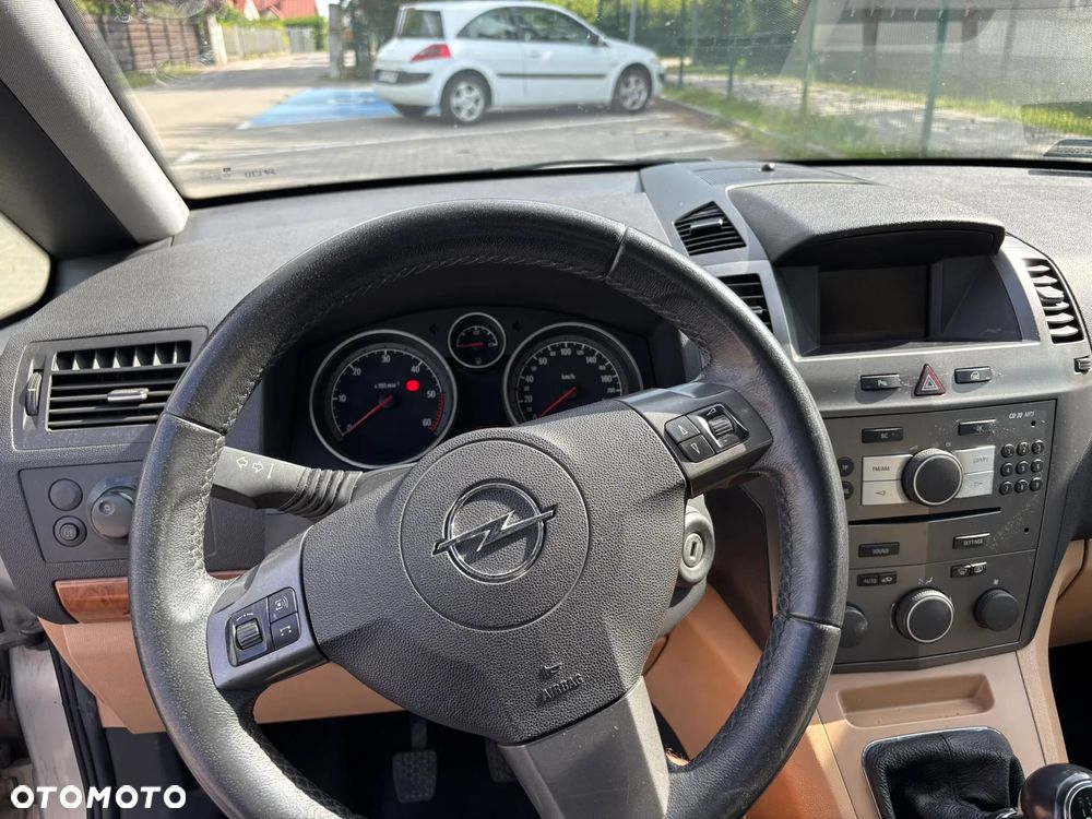Opel Zafira 1.9 CDTI Cosmo - 8