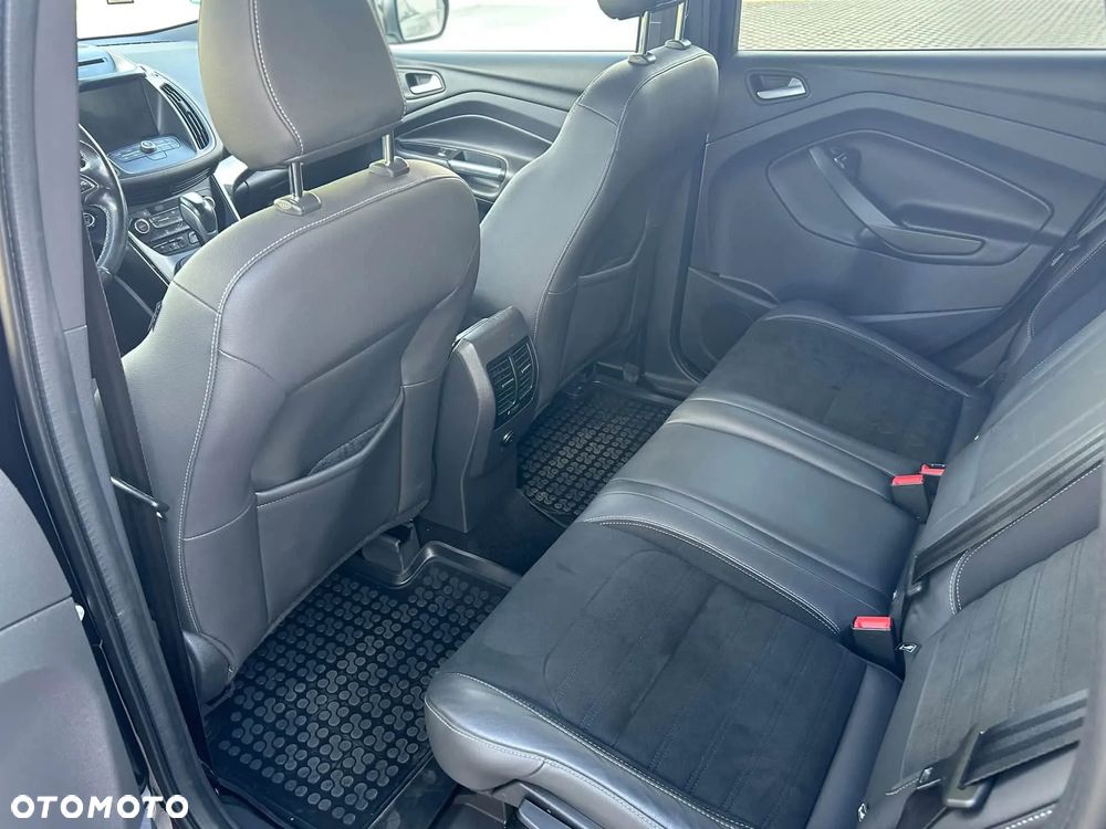 Ford Kuga 2.0 TDCi AWD ST-Line - 12