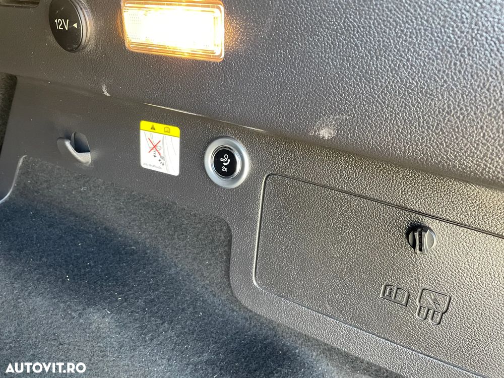 Ford Kuga 2.0 TDCi 4x4 Aut. Titanium - 15