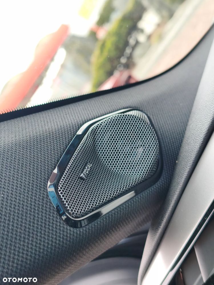 Peugeot 408 1.6 Plug-In Hybrid 225 GT Exclusive e-DCS7 - 35