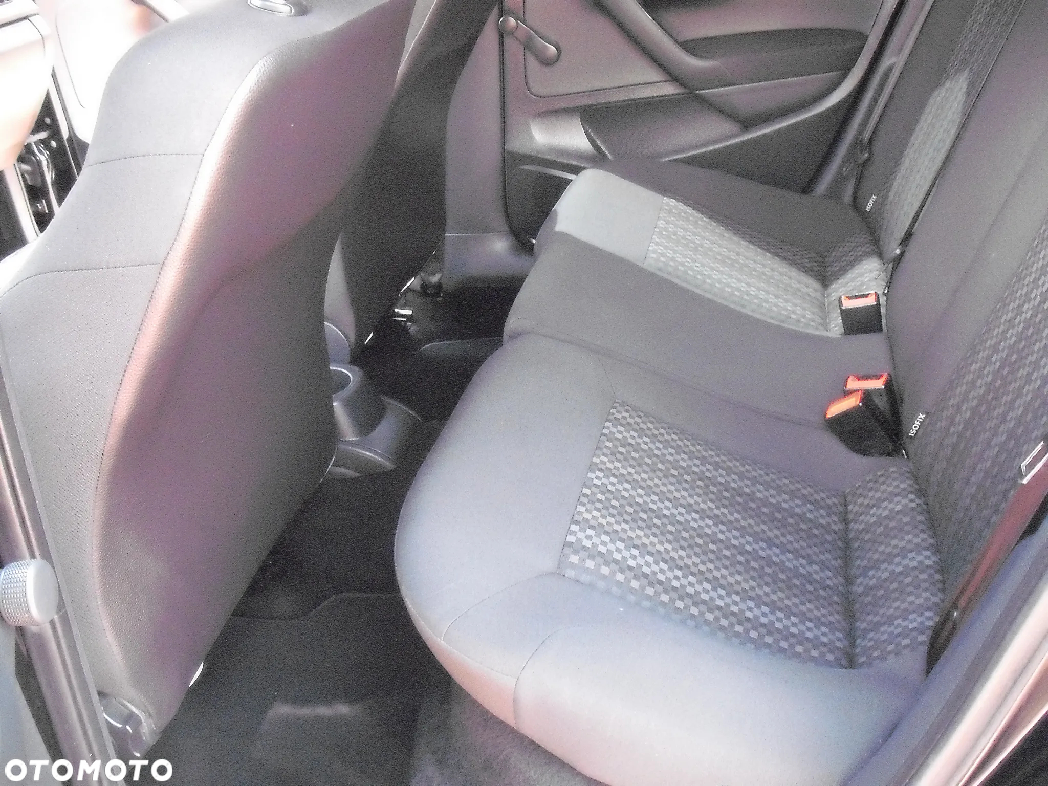 Volkswagen Polo - 8