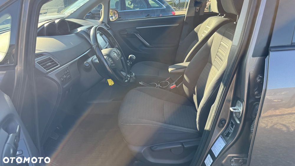 Toyota Verso 1.8 Premium EU5 7os - 23