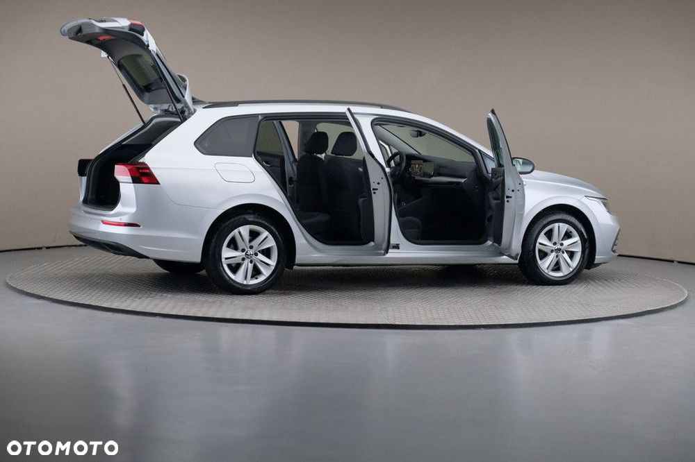 Volkswagen Golf Variant 1.5 eTSI EVO Life DSG - 6