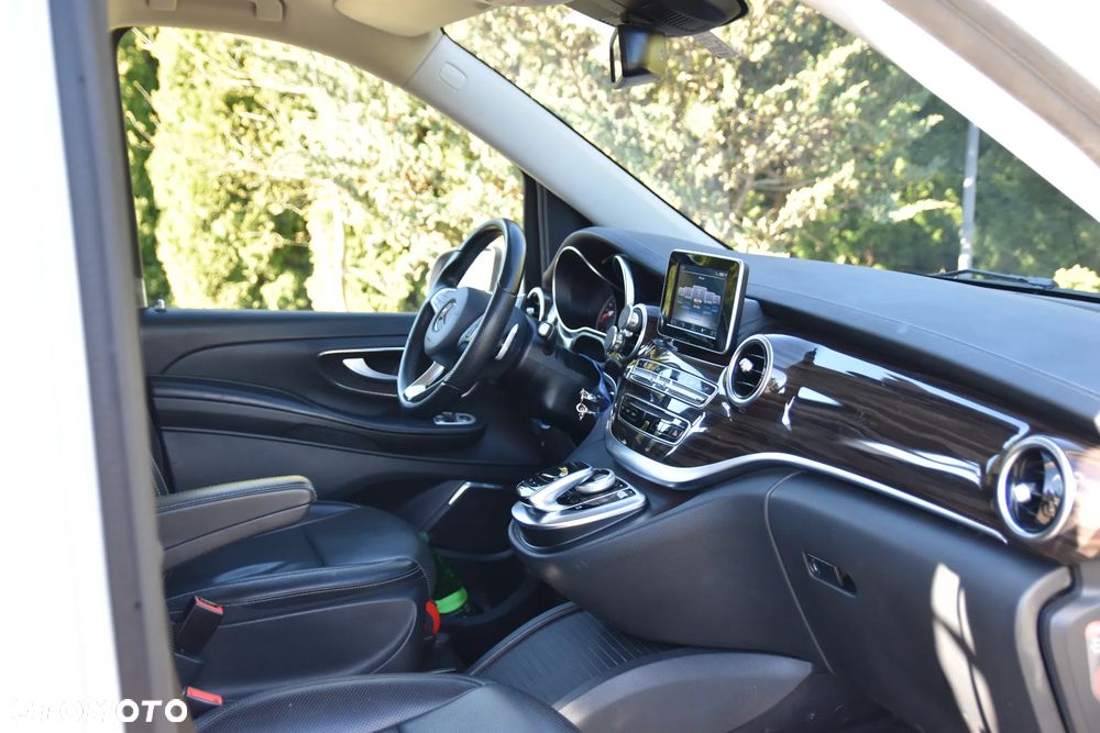 Mercedes-Benz Klasa V 250 (BlueTEC) d Avantgarde 7G-Tronic (d³ugi) - 11