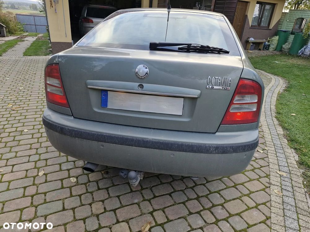 Skoda Octavia 1.9 TDI L&K - 12