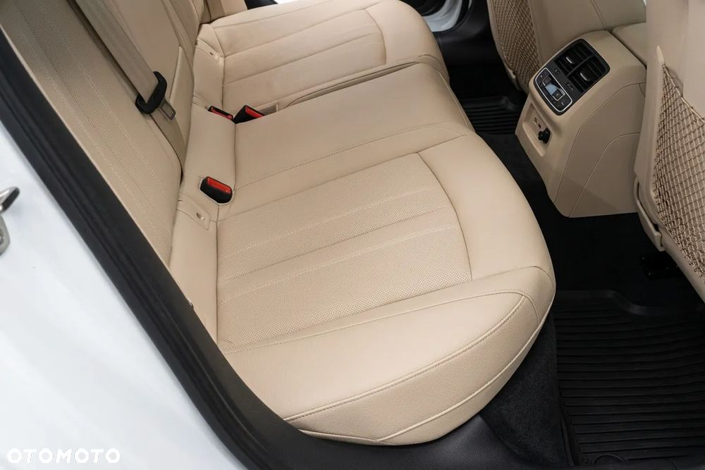 Audi A4 Limousine 40 TFSI mHEV Quattro S Line S tronic - 16