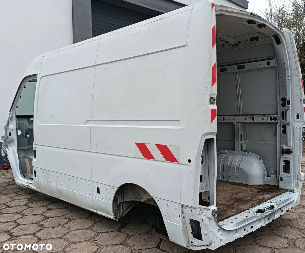 Karoseria tył ćwiartka bok poszycie L2H2 Master 3 Movano2010 - - 3