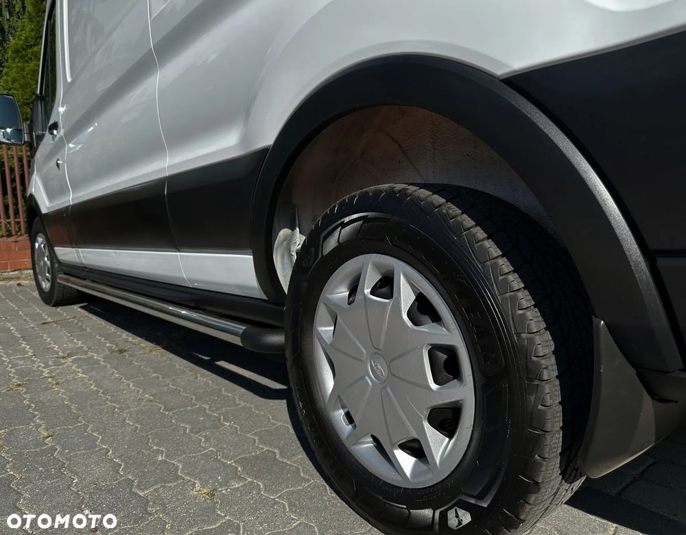 Ford Transit - 12