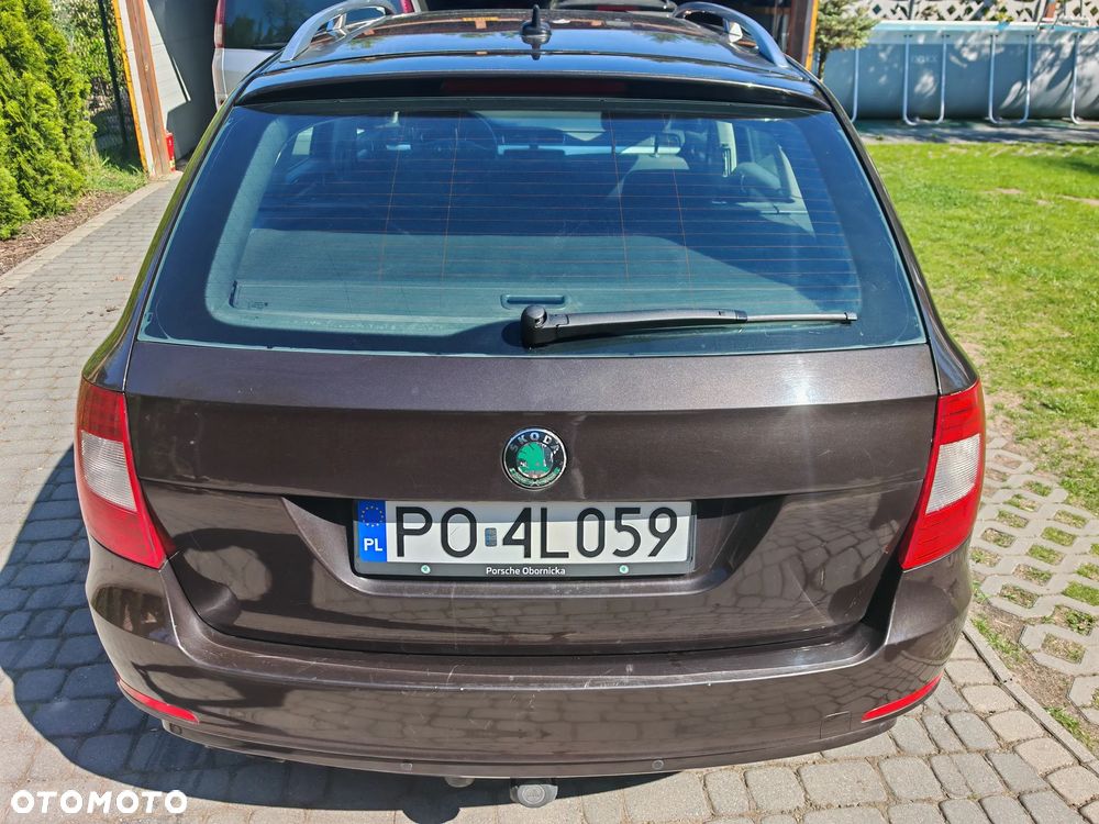 Skoda Superb 2.0 TDI PD Comfort - 5
