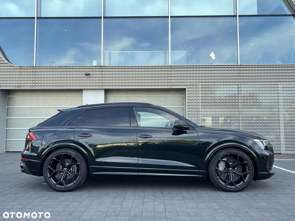 Audi RS Q8 - 2