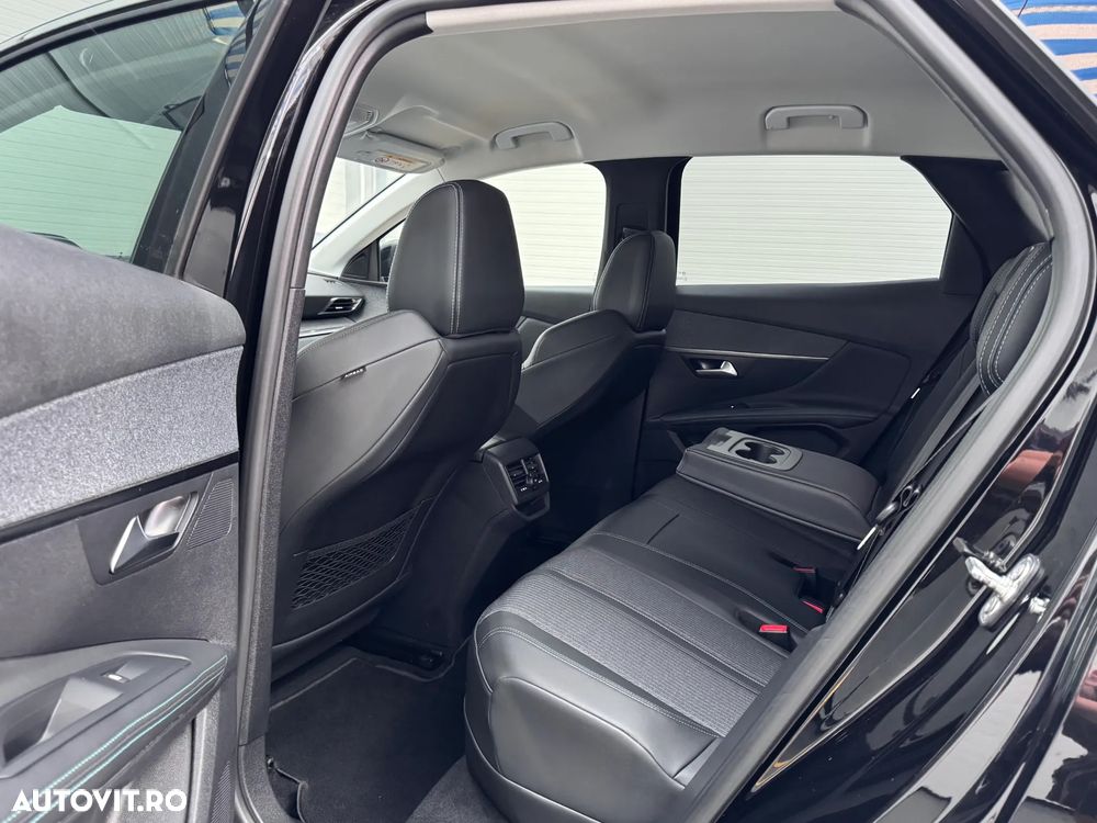 Peugeot 3008 PHEV 225 EAT8 GT - 13
