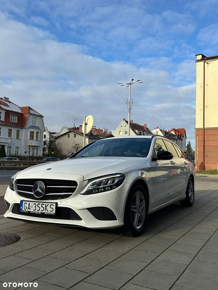 Mercedes-Benz Klasa C 220 d T 9G-TRONIC - 9