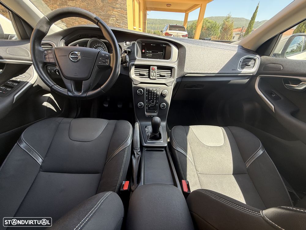 Volvo V40 2.0 D2 Kinetic Eco - 13