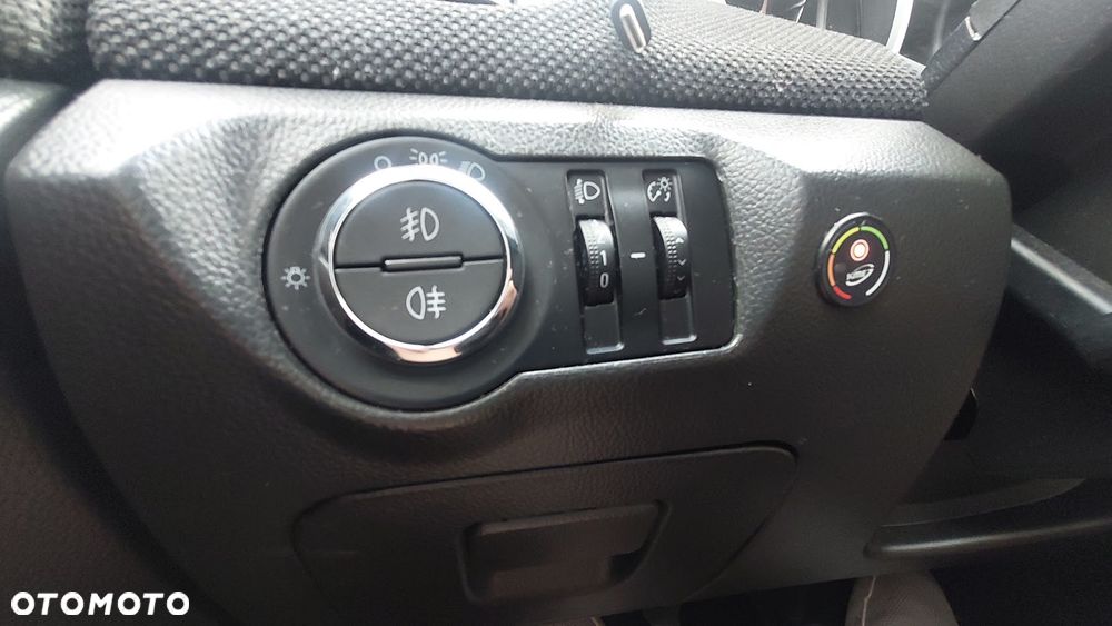 Chevrolet Cruze 1.8 LS (klm) - 19