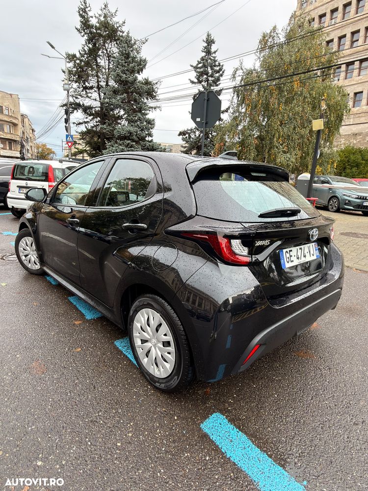 Toyota Yaris - 13