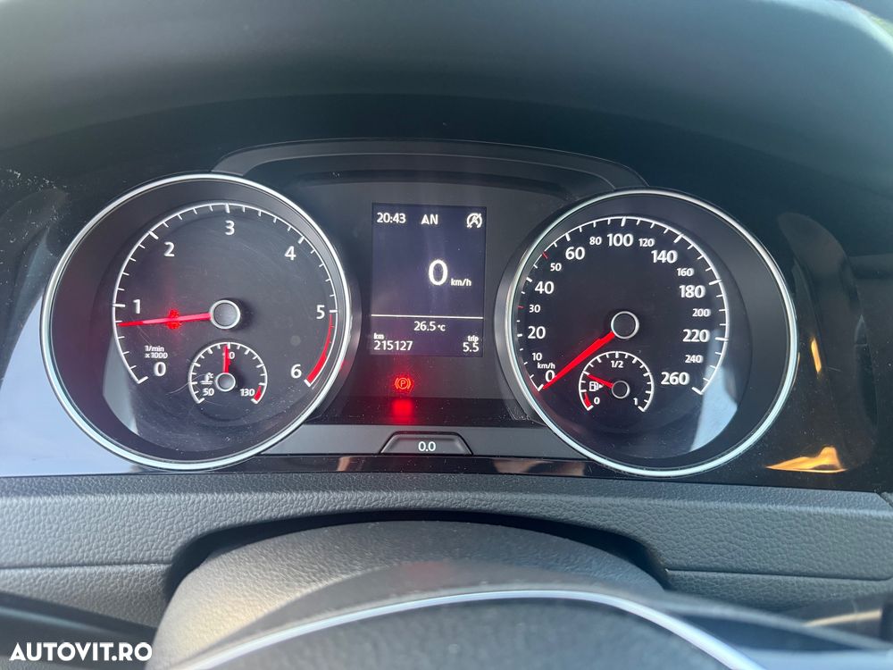 Volkswagen Golf 2.0 TDI Sound - 15