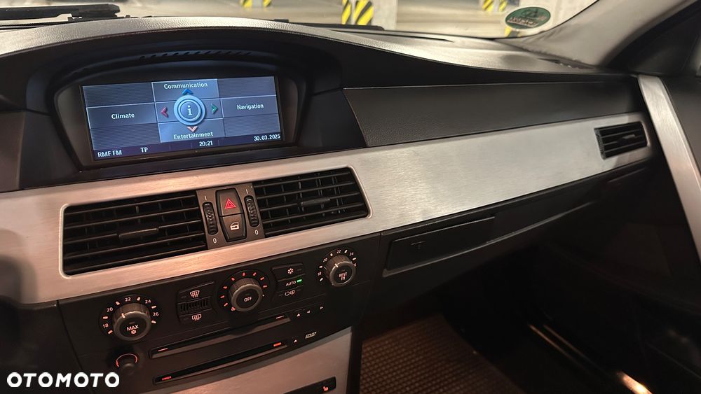 BMW Seria 5 - 10