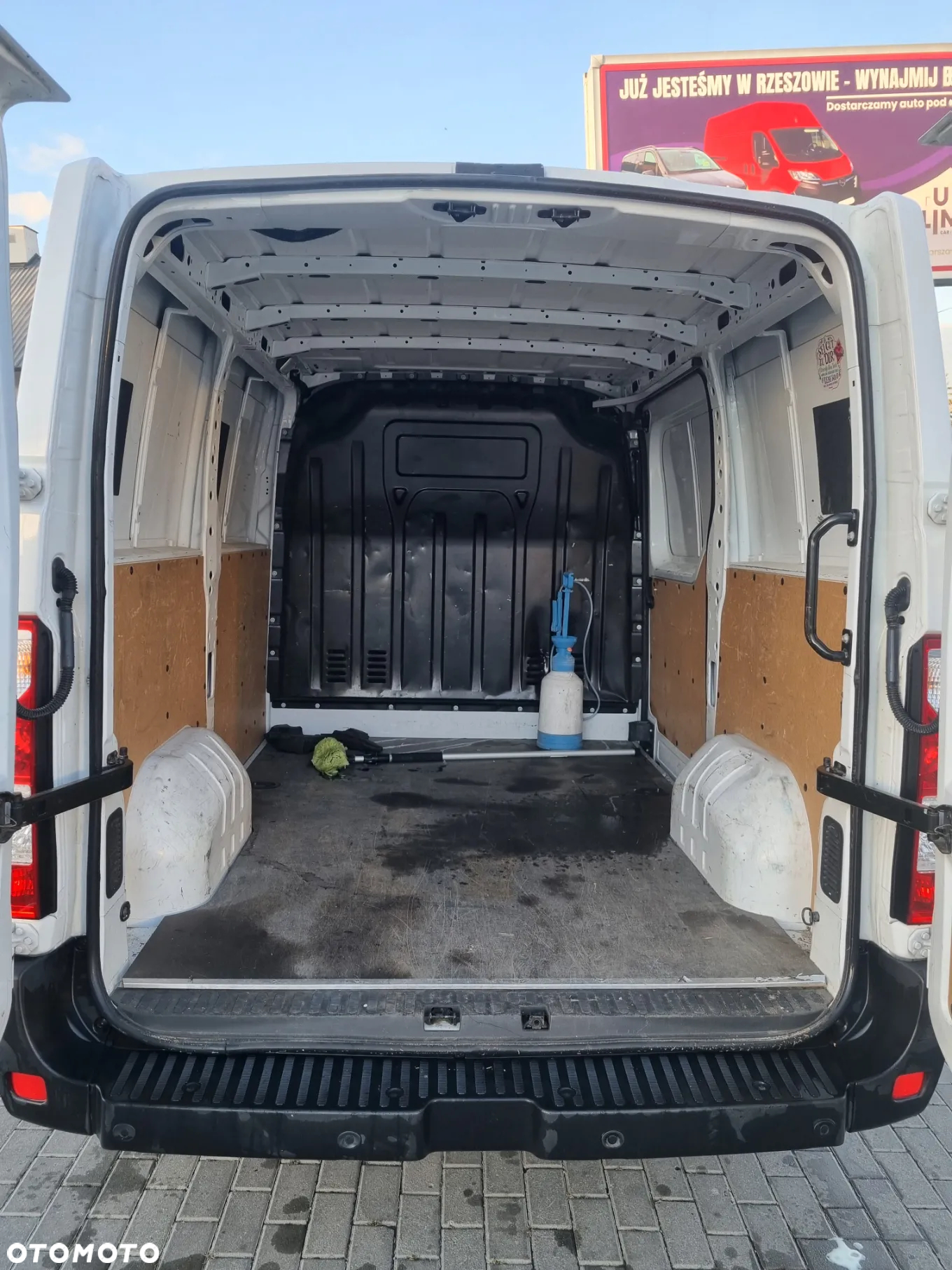 Nissan Nv 400 - 15