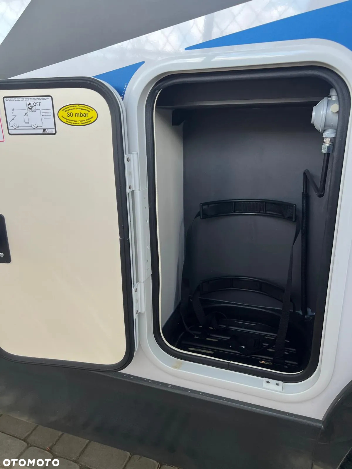 Mobilvetta Kea Kompakt 55 - Długość 6,36m  140 KM automat waga: 2650kg - 27