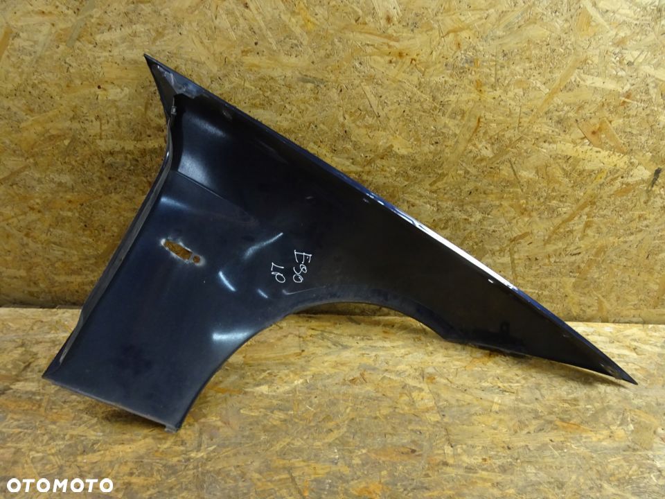 BŁOTNIK LEWY PRZÓD BMW E90 320D 2.0D 04-08 - 4